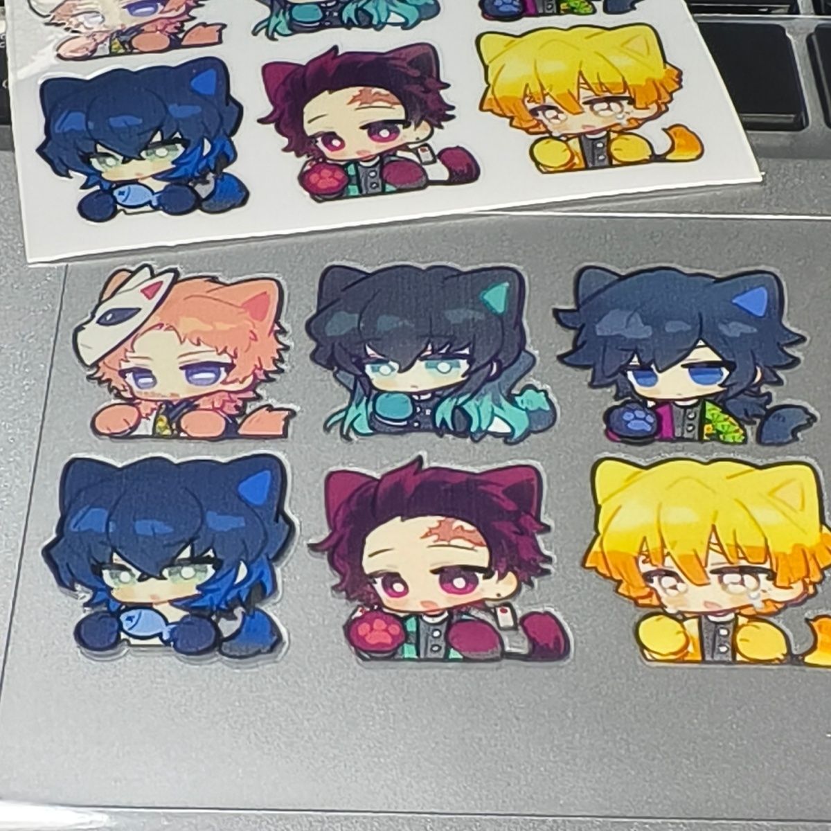 Demon Slayer Mini Sticker Merc - Tablet Computer Accessories reseña y precio