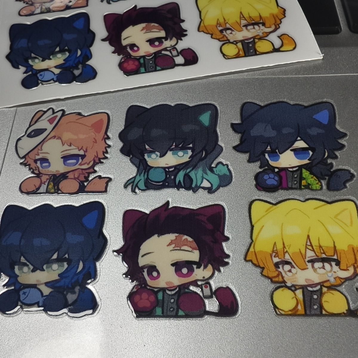 Demon Slayer Mini Sticker Merc - Tablet Computer Accessories reseña y precio