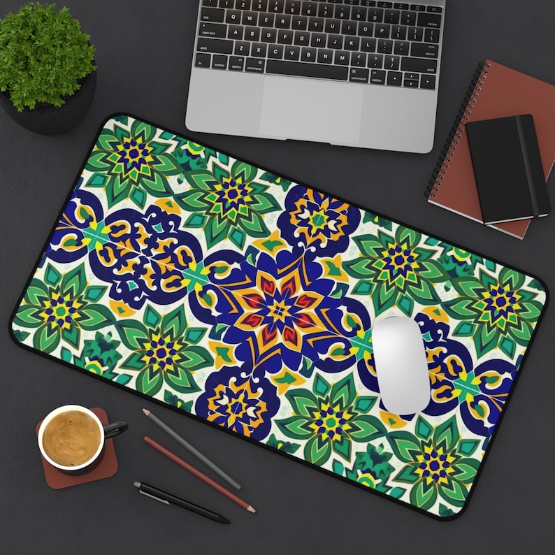 Colorful Floral Table Mat, Sty - Office Table Accessories Unique reseña y precio